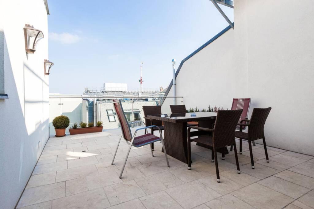 Großes Penthouse #12 Mit Terrasse Und Aussicht Apartment